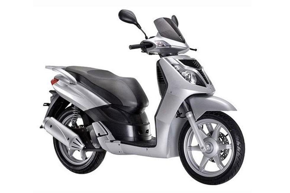Обзор мопеда Forsage Scooter Bike 50 Описание характеристик скутера с фото и видео Что говорят в отзывах владельцы мотороллера, сколько стоит транспортное средство в магазине и бу