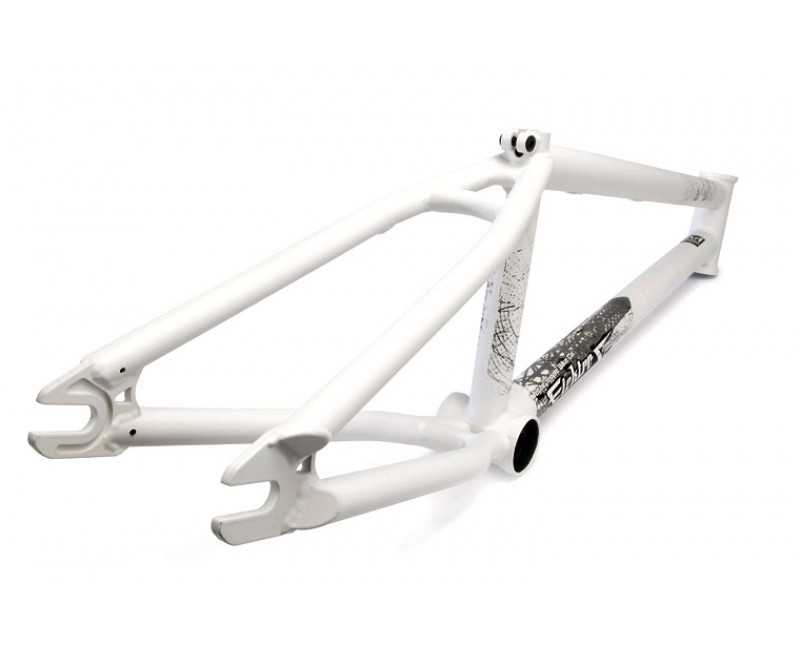 Материал рамы велосипеда. Магниевая велорама. Велорама атом 40 см. Рама Magnesium велосипед. Велосипед XDS 20 магниевая рама.