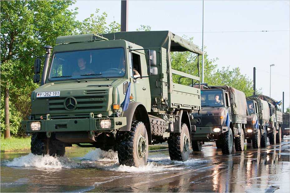 Мерседес-бенц унимог (mercedes-benz unimog)