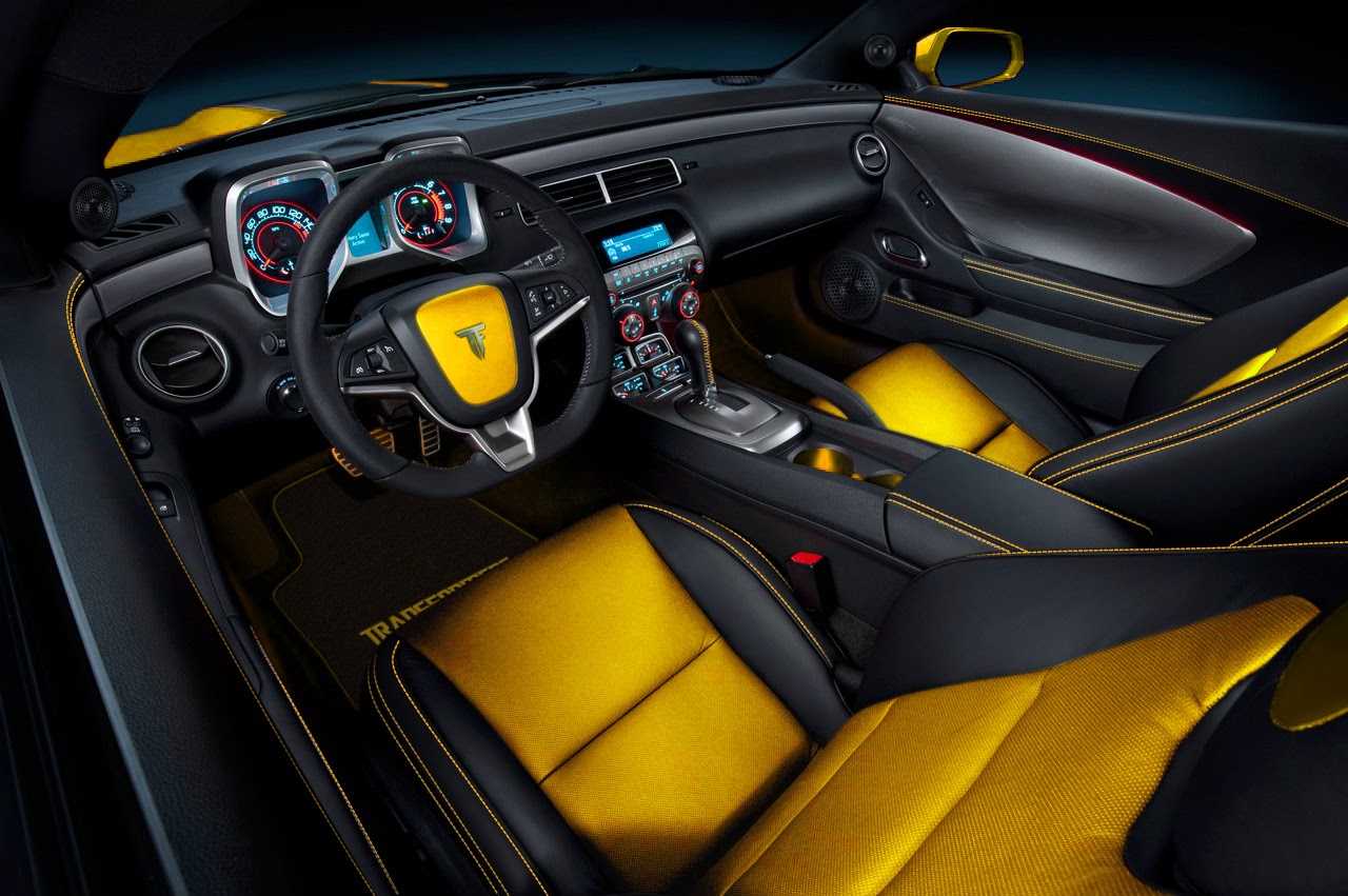 Шевроле внутри салона. Chevrolet Camaro 2017 салон. Chevrolet Camaro 2021 салон. Шевроле Камаро 5 салон. Chevrolet Camaro SS 2020 салон.